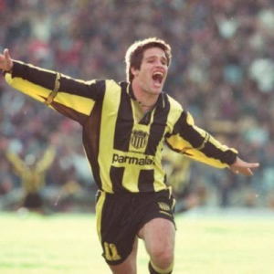 7w0orezg400x400 — Twitter Peñarol (actualizado) option 19