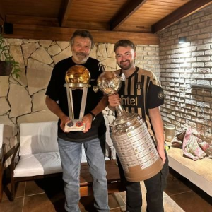 Bkhzlp6m400x400 — Twitter Peñarol (actualizado) option 33