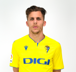 30be5707 88c7 4b8e 83a7 E22b18c05352 — CÁDIZ C.F. 2022/23 option 5