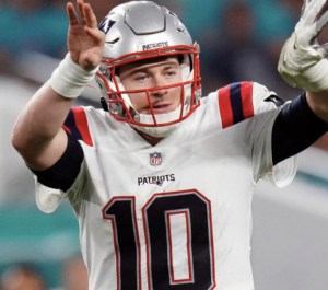 F820dc8c E8ae 480d 901e B949dfde46e0jpeg — NFL QBS 2022-2023 option 31
