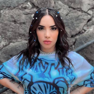 Kimberly Loaiza Profilejpg — LATIN MUSIC GIRLS option 35