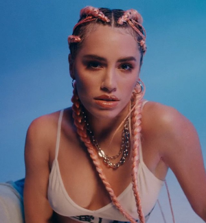 Lali47st2021jpg — LATIN MUSIC GIRLS option 36