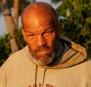 42mikepng — Survivor New Era Players option 30