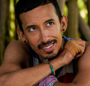 42romeopng — Survivor New Era Players option 33
