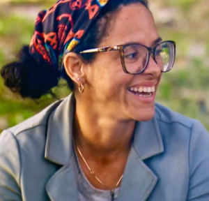 44heidipng — Survivor New Era Players option 62