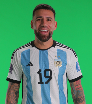 19 Nicols Otamendijpg — Scaloneta completa (26+LS) option 12