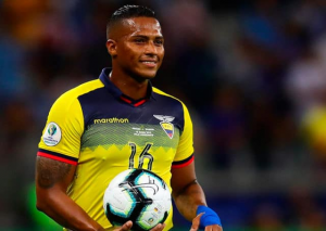 14 Antonio Valencia — Los mejores sudamericanos del siglo (2000-2023) option 6