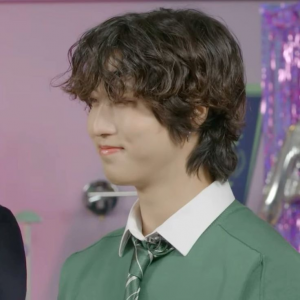 Zzzzz 1716730143 — straykids hairstyle era's option 63