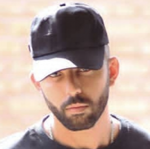 Zzzzz 1676973497smartselect Instagramjpg — Iranian Persian Rappers from PersianRap - رده بندی رپفارسی option 25