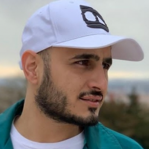 Zzzzz 1676976080smartselect Instagramjpg — Iranian Persian Rappers from PersianRap - رده بندی رپفارسی option 44