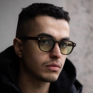 Zzzzz 1676977147smartselect Instagramjpg — Iranian Persian Rappers from PersianRap - رده بندی رپفارسی option 52