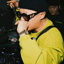 Qwalajpg — Korean Rapper Tier List option 107