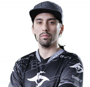 Smittyatpgi2018la — Chile Streamers option 84