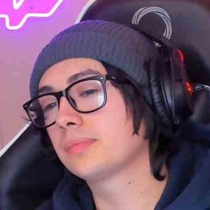 Zzzzz 1687828960854ff374 B455 45d3 9de0 7f5d3a1e6410 Profileimage 300x300 — Chile Streamers option 124
