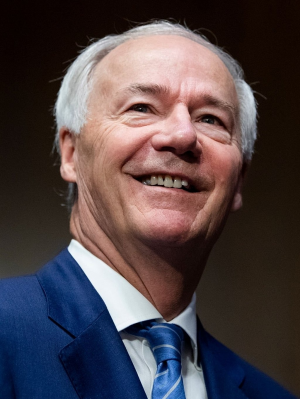 Asahutchinsonjudiciarycomitteeportraitcropped — GOP primary 2024 option 1