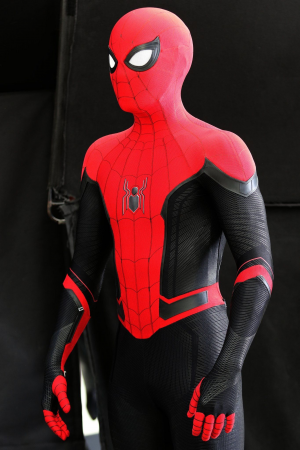 5c7b2cdf78a2d3b7851f7b62df716225 — spiderman movie suits option 3