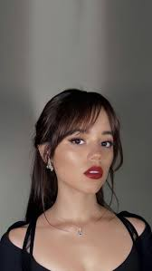 Images 19 — Different Jenna Ortega's pic option 10