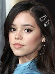 Images 7 — Different Jenna Ortega's pic option 20