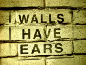 120wallshaveears — Oggy and the Cockroaches: Season 2 Episodes option 21