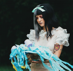 Cqoylbdweaaiy9h — All Melanie martinez's MV outfits option 5