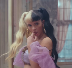 Screenshot20230818 203704youtube — All Melanie martinez's MV outfits option 22