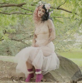 Trainingwheelsbts5 — All Melanie martinez's MV outfits option 29
