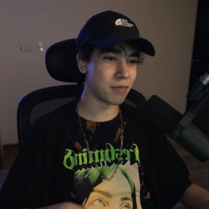 3b24cca69ae05ec4a3399c543f21d7ff — outfits de spreen en stream option 7