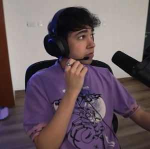 482296237f5c14178f0e99c2904ae111 — outfits de spreen en stream option 11