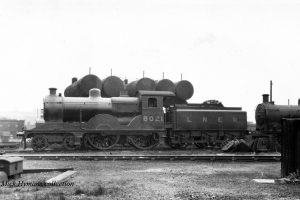 D13 — LNER Steam Engines option 52