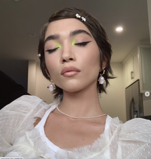 Screen Shot 2020 12 23 At 102347 Ampng — 2020 Makeup Trends option 7