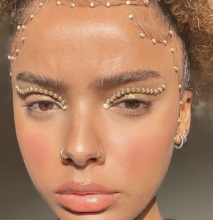 Screen Shot 2020 12 23 At 102455 Ampng — 2020 Makeup Trends option 13
