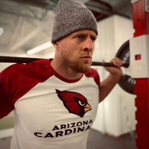 38c91fc7 Be2f 415c B345 71e536089394jpeg — 2021-2022 NFL Pass-Rushers option 9