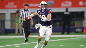 Bo Nix Auburn Throwing Gettyjpg — 2022 NFL Draft: Quarterback Rankings option 7