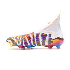 Images 14jpeg — 25 Botas de Fútbol desde el 1920-2022 option 20
