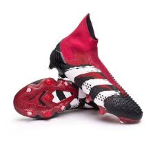 Images 15jpeg — 25 Botas de Fútbol desde el 1920-2022 option 21