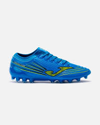 Images 8jpeg — 25 Botas de Fútbol desde el 1920-2022 option 24