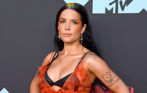 Halsey Drops New Single Graveyardjpg — American Lady Pop Stars option 12