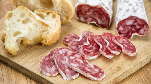 Fuetjpg — Aperitivos de bar español option 3