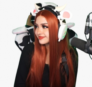 04380c45 Fae7 4615 B9b6 532a84d01a97jpg — Arigameplays hair option 1