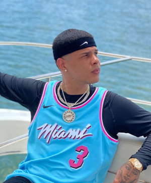 Omydeoropreparanuevassorpresasjpg — Artistas música urbana latina option 52