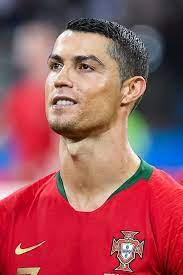 Descarga 71jpeg — Best 50 football players 2021-2022 option 20
