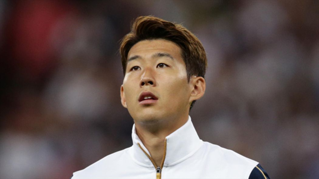 Zz1557155578shmjpg — Best Premier League Players 18/19 option 30