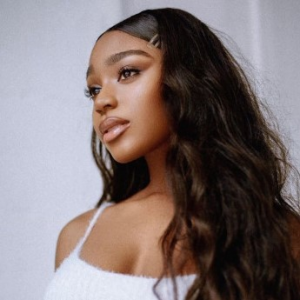 Tumblr90dddd57b2cb12f877c97413571a0fb9265f26e3400jpg — BIPOC Hot Celebrities: Bi Edition (Clean) option 90