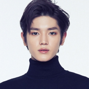 F875295b Ca3f 4915 96b8 4fed573b1e57jpeg — Boy Group Visuals option 32