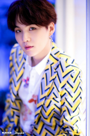 Fc4ee9ef 2baf 4912 B05d 9b79556cd014jpeg — BTS Eras that they dyed their hair. option 87