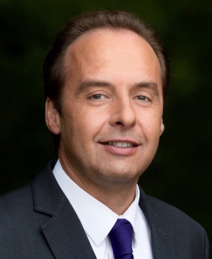 Lagardephotoprofilcroppedjpg — Candidats potentiels à la prochaine présidentielle française option 39