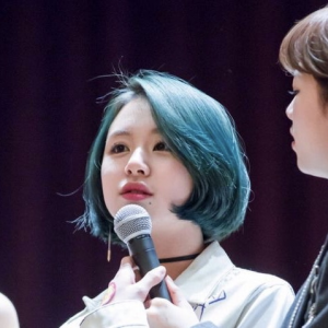 A5d4fe4e 16e5 4d59 A89f 799b723cebb9jpeg — chaeyoung hair option 18