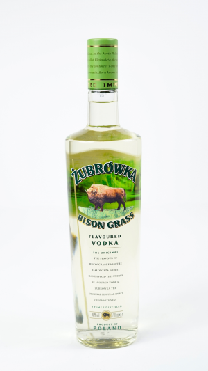 Vodka Zubrowka Bison Grass Lt1jpg — Clear vodka option 43