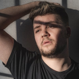 Uvyfsl3e400x400jpg — COD Editors Tier List Maker (Console only) option 61