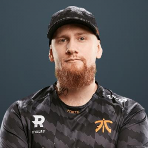 400 22jpeg — CSGO players april 2020 option 14